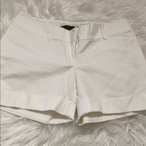 Crew fit white short
